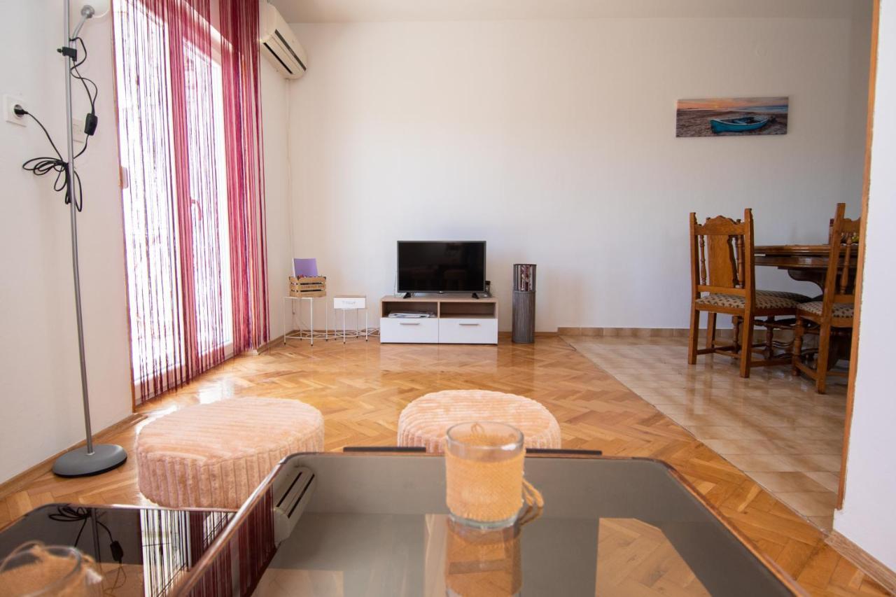 Apartmani Ivana 2 Kaštela 外观 照片
