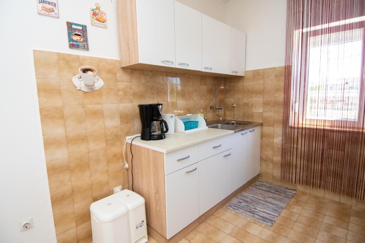 Apartmani Ivana 2 Kaštela 外观 照片