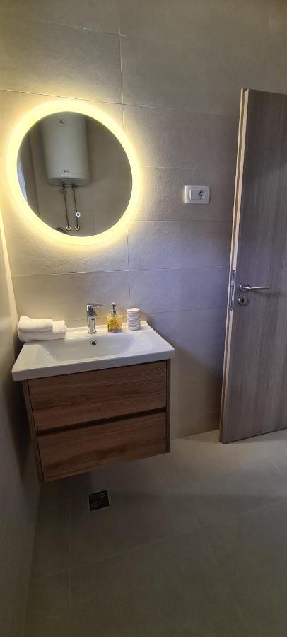 Apartmani Ivana 2 Kaštela 外观 照片