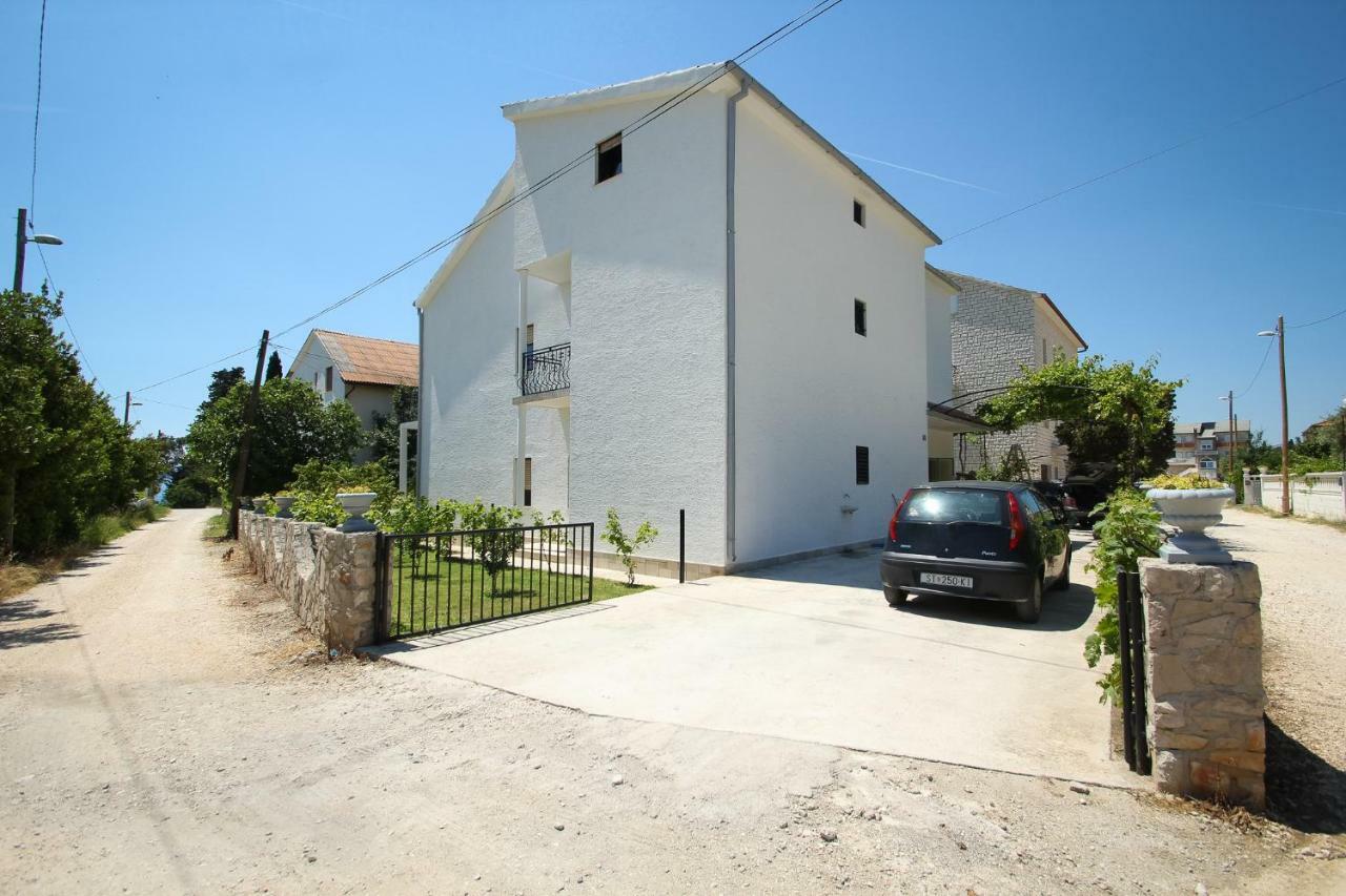 Apartmani Ivana 2 Kaštela 外观 照片
